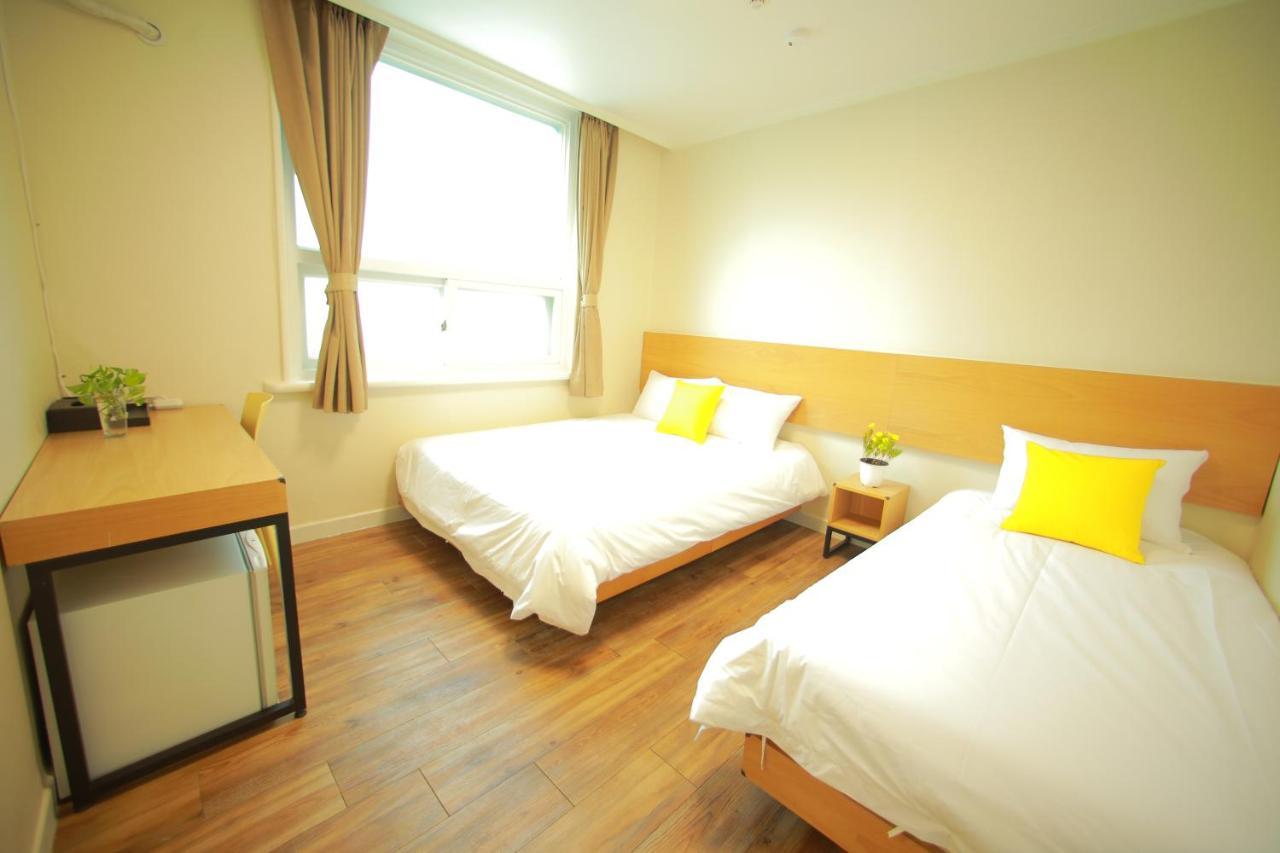 Slow Vibe Myeongdong Seoul Exterior photo