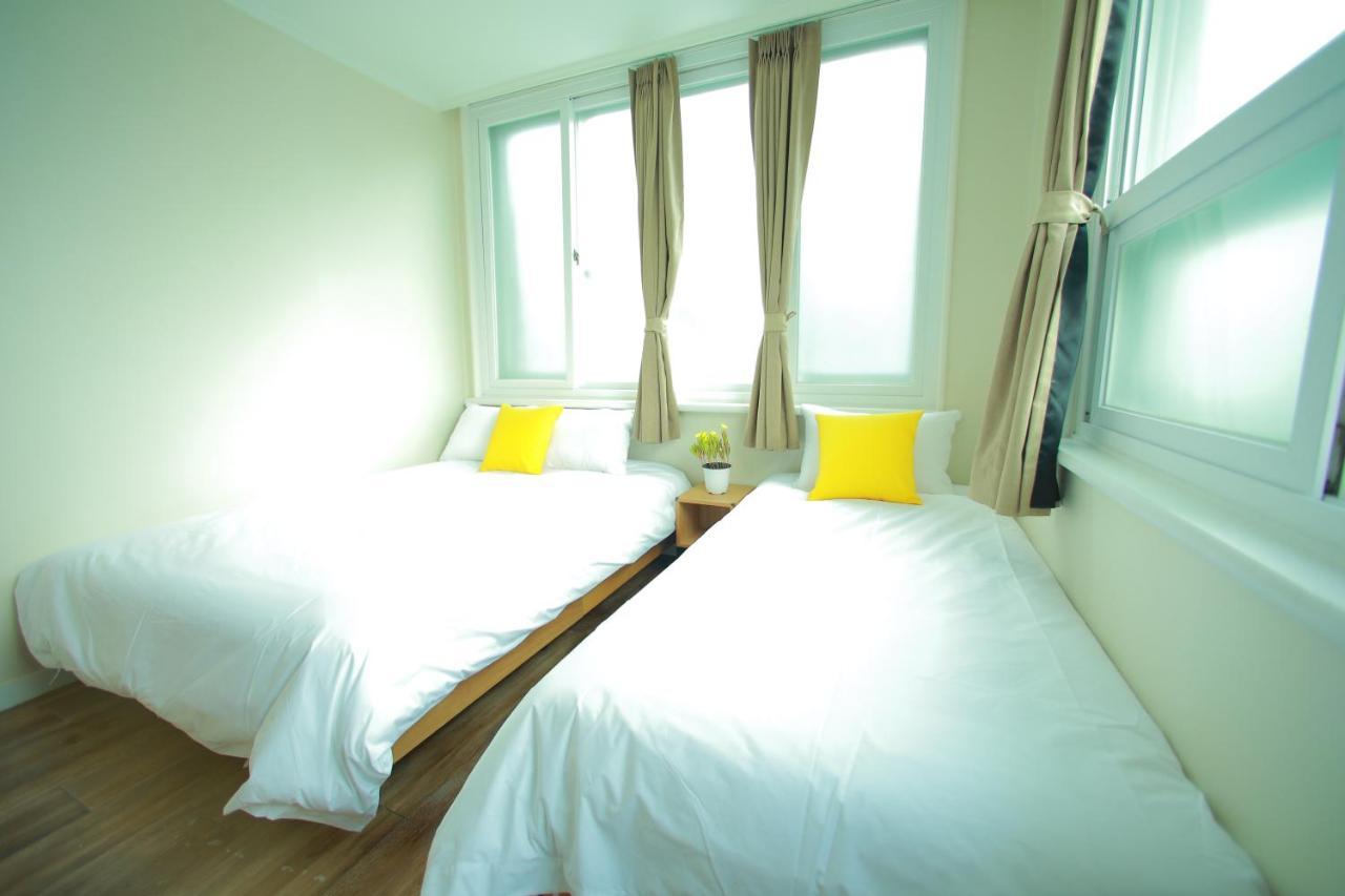 Slow Vibe Myeongdong Seoul Exterior photo